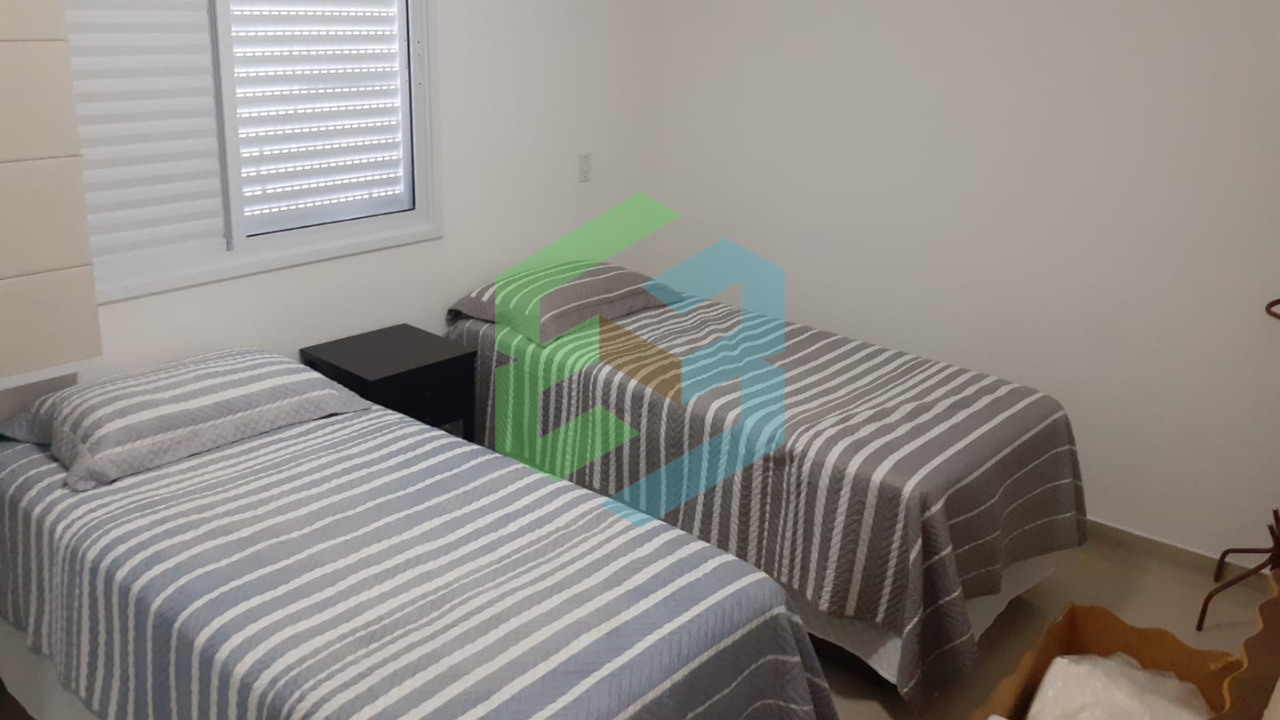 Apartamento 3 dorm (1 suíte), duas vagas de garagem – Centro