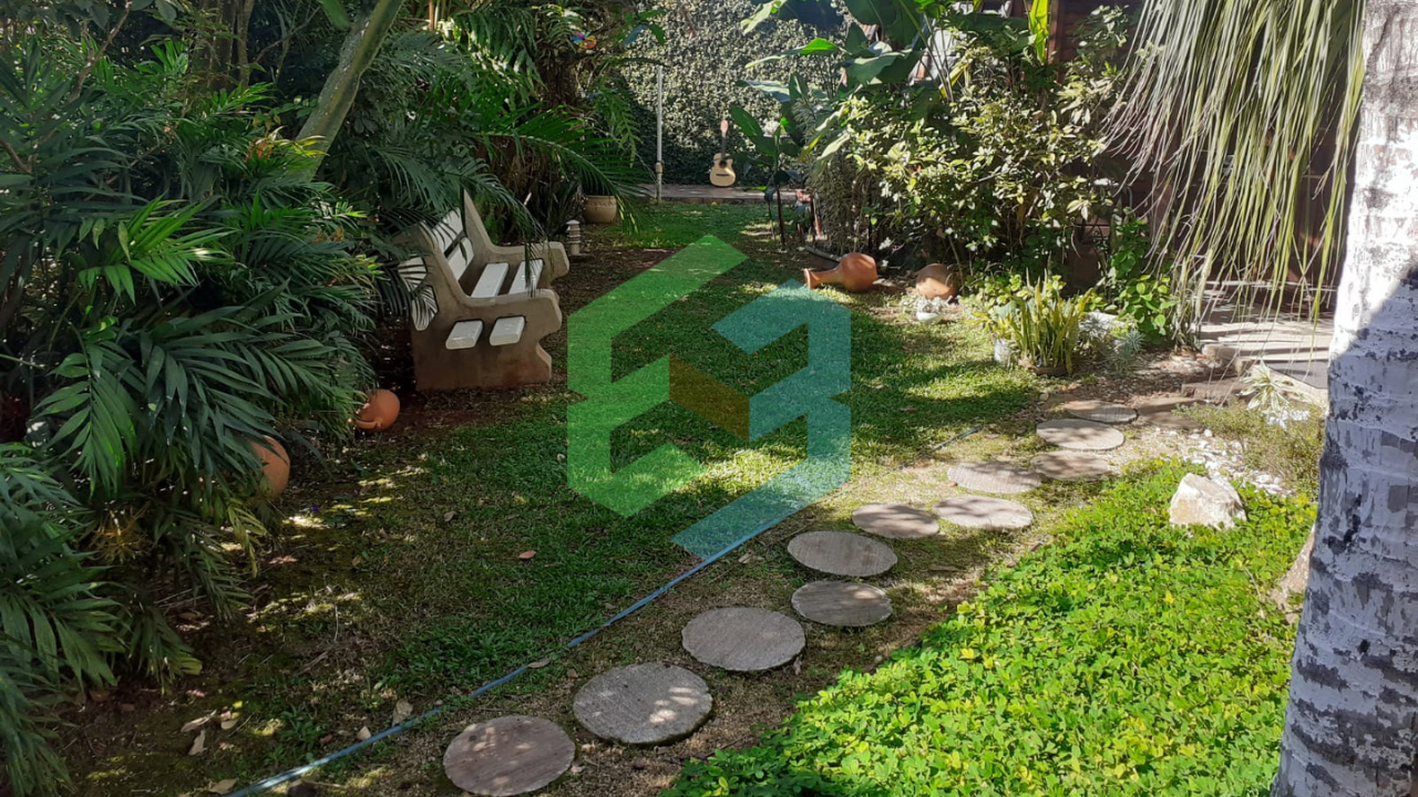 Casa para pousada/spa, 9 dorm (7suítes), piscina e mirante