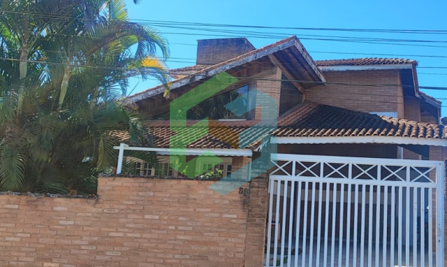 Casa de campo com 3 dorm (1 suíte) – Centro – Itariri