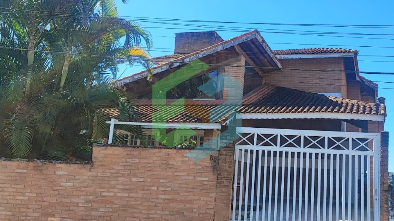 Casa de campo com 3 dorm (1 suíte) – Centro – Itariri