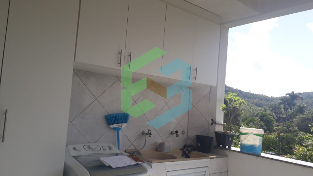 Casa de campo com 3 dorm (1 suíte) – Centro – Itariri