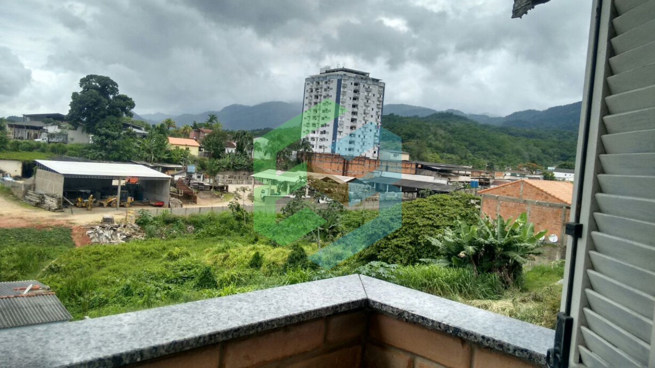Casa de campo com 3 dorm (1 suíte) – Centro – Itariri