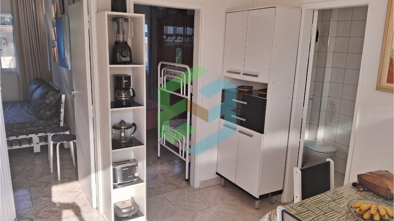 Apartamento de 1 dormitório (2º reversível) no Centro, perto da praia