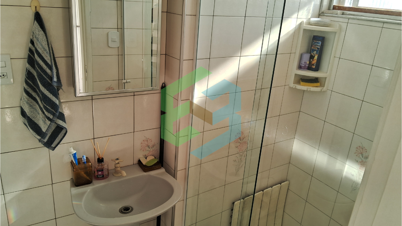 Apartamento de 1 dormitório (2º reversível) no Centro, perto da praia