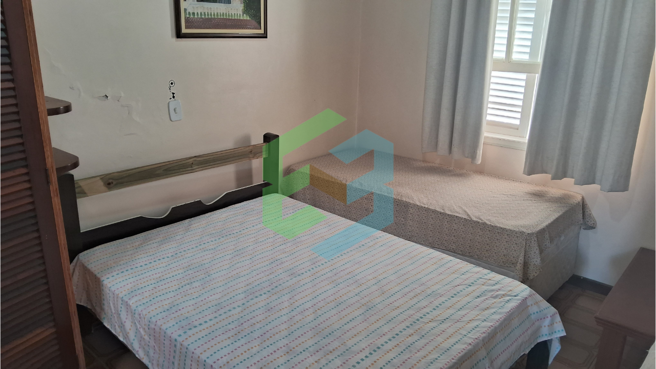 Casa 3 dorm (3 súítes), 7 vagas, entrada por 2 ruas diferentes