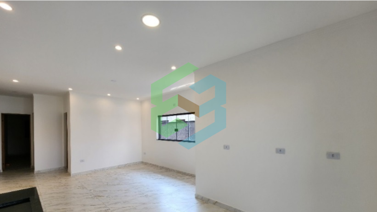 Flora Rica II – Casa 2 dormitórios (1suíte), piscina e 2 vagas