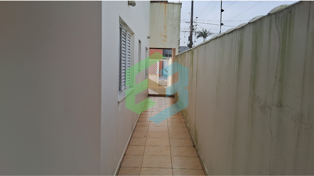 Refúgio perfeito a 150 metros da praia com 3 dorm (1suite) e piscina