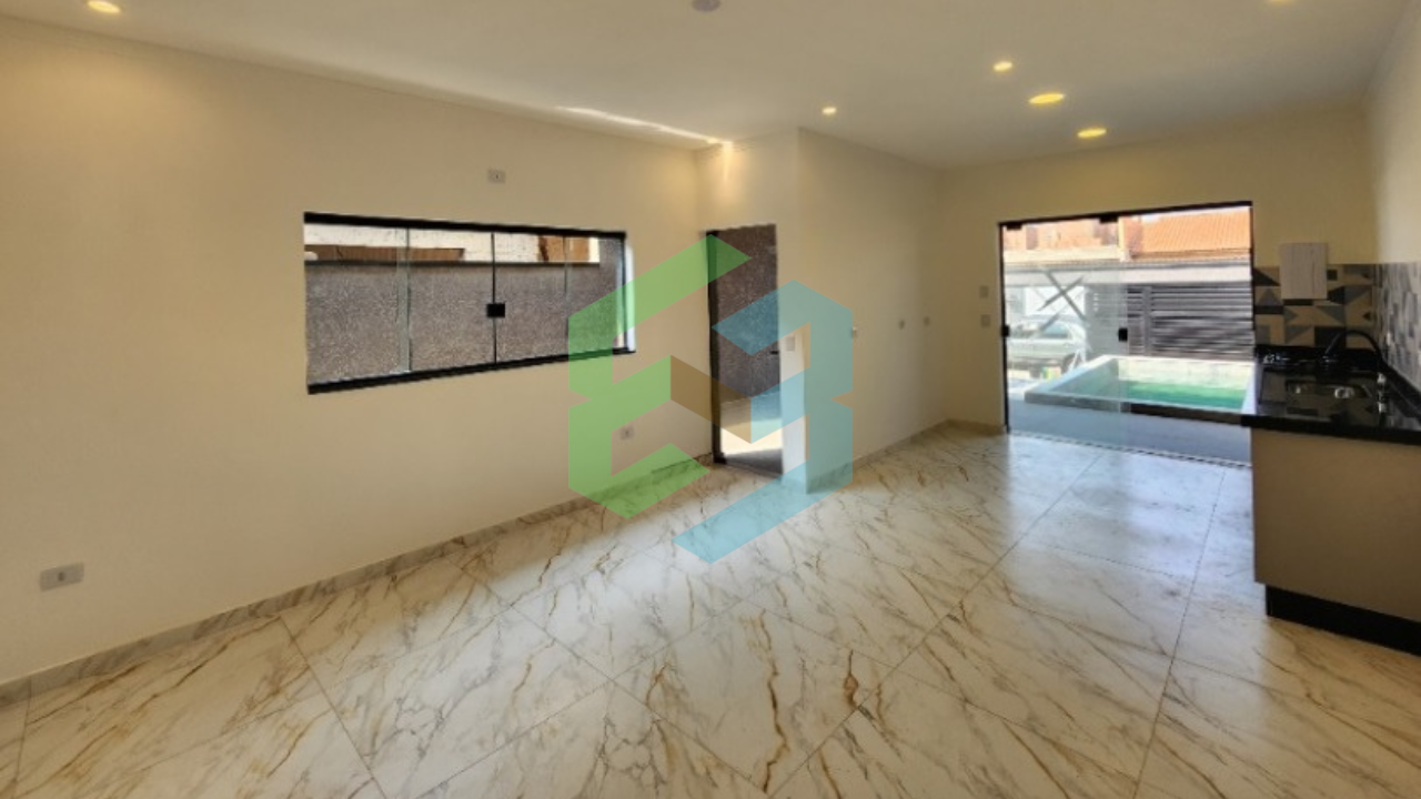 Flora Rica II – Casa 2 dormitórios (1suíte), piscina e 2 vagas