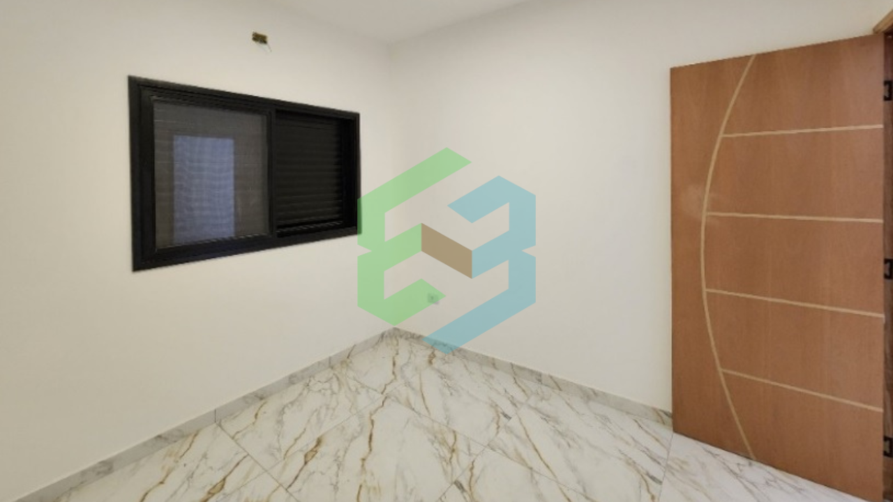Flora Rica II – Casa 2 dormitórios (1suíte), piscina e 2 vagas