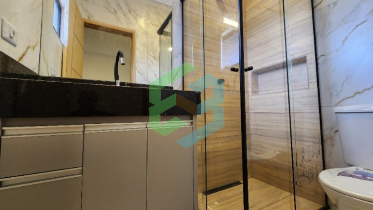 Flora Rica II – Casa 2 dormitórios (1suíte), piscina e 2 vagas