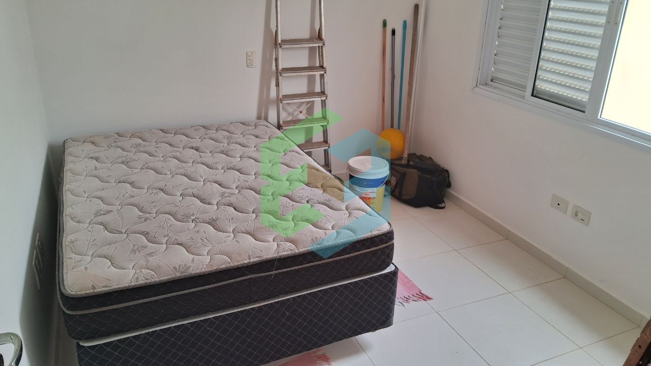 Refúgio perfeito a 150 metros da praia com 3 dorm (1suite) e piscina