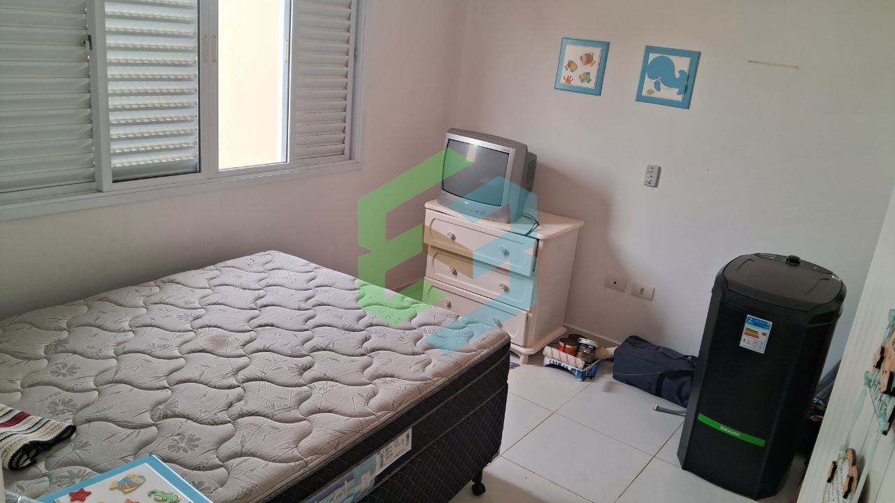 Refúgio perfeito a 150 metros da praia com 3 dorm (1suite) e piscina