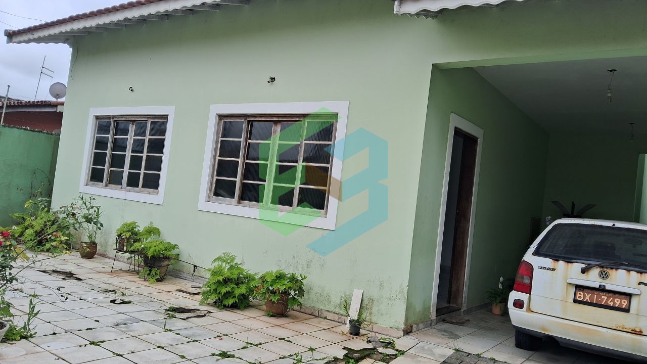 Casa térrea, 3 dorm (1Suíte), sala em “L”, 2 vagas e edícula completa
