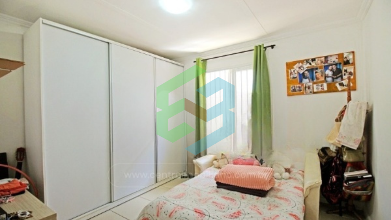 Casa no Oásis, 3 dorm (1 suíte), 2 vagas, piscina, próximo a praia