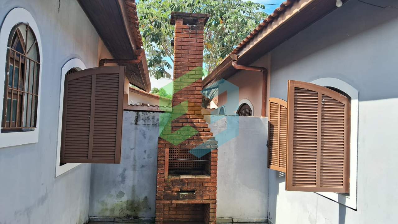 Casa de 3 dorm (1suíte), sala ampla,edícula em rua sem saída
