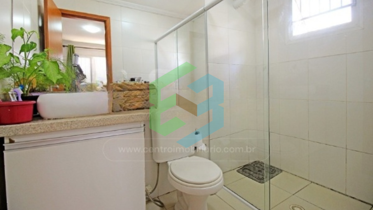 Casa no Oásis, 3 dorm (1 suíte), 2 vagas, piscina, próximo a praia