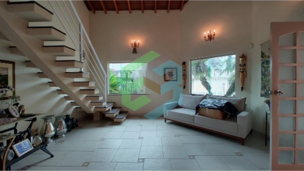 Sobrado 4 dorm (2 suítes), piscina, área gourmet, 6 vagas