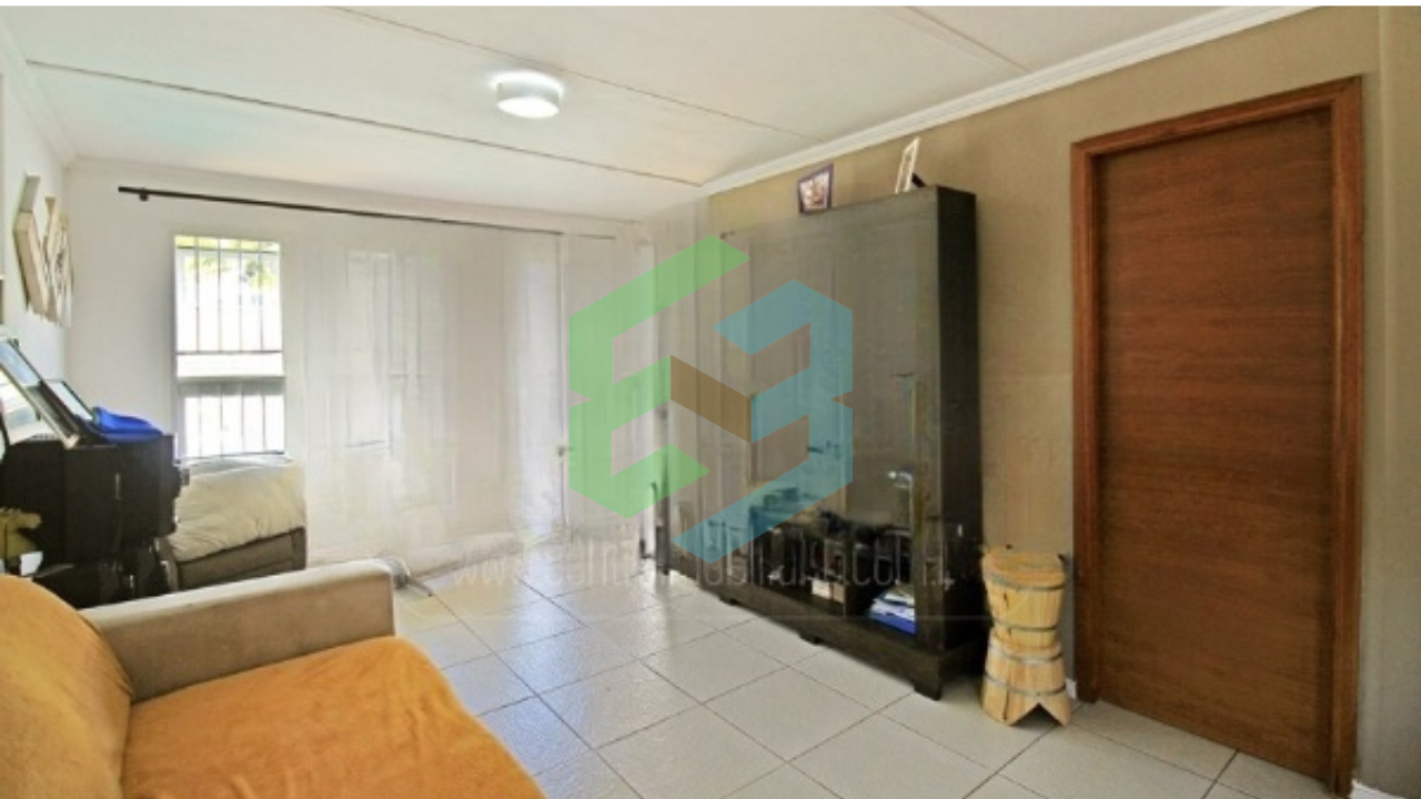 Casa no Oásis, 3 dorm (1 suíte), 2 vagas, piscina, próximo a praia