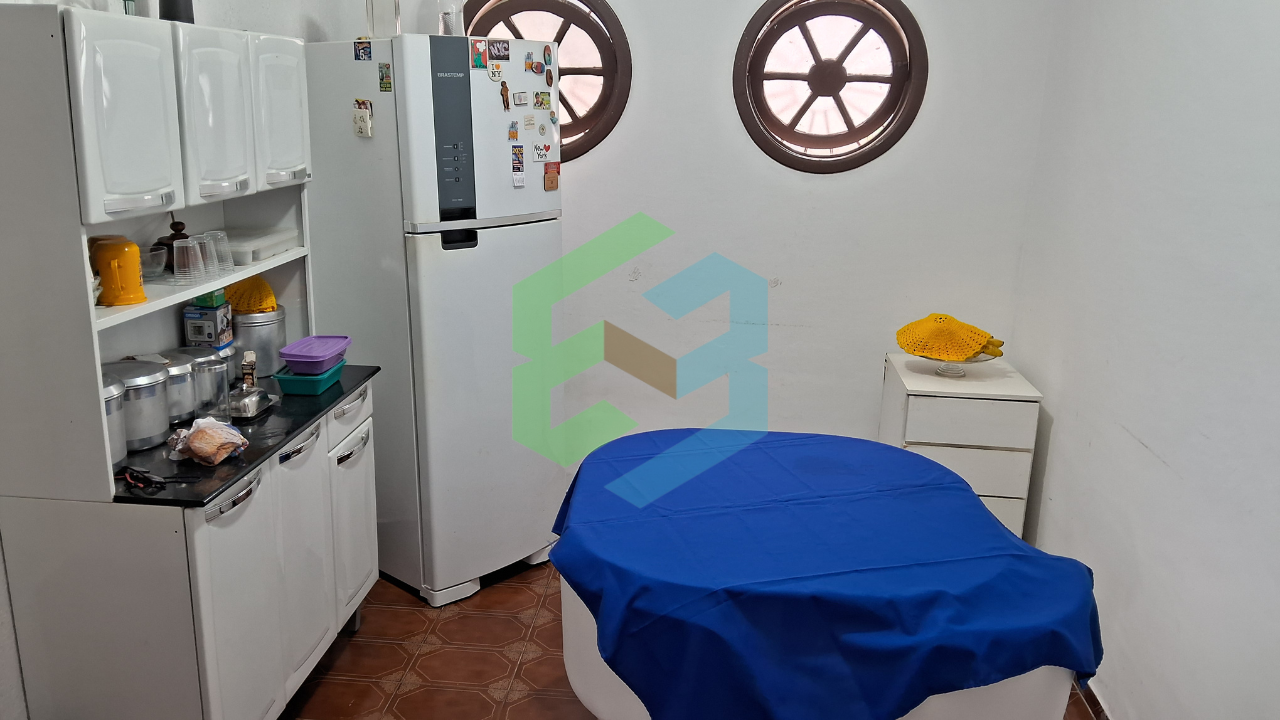 Casa térrea, 2 dorm, churrasqueira, no Stella Maris