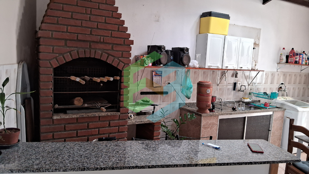 Casa térrea, 2 dorm, churrasqueira, no Stella Maris