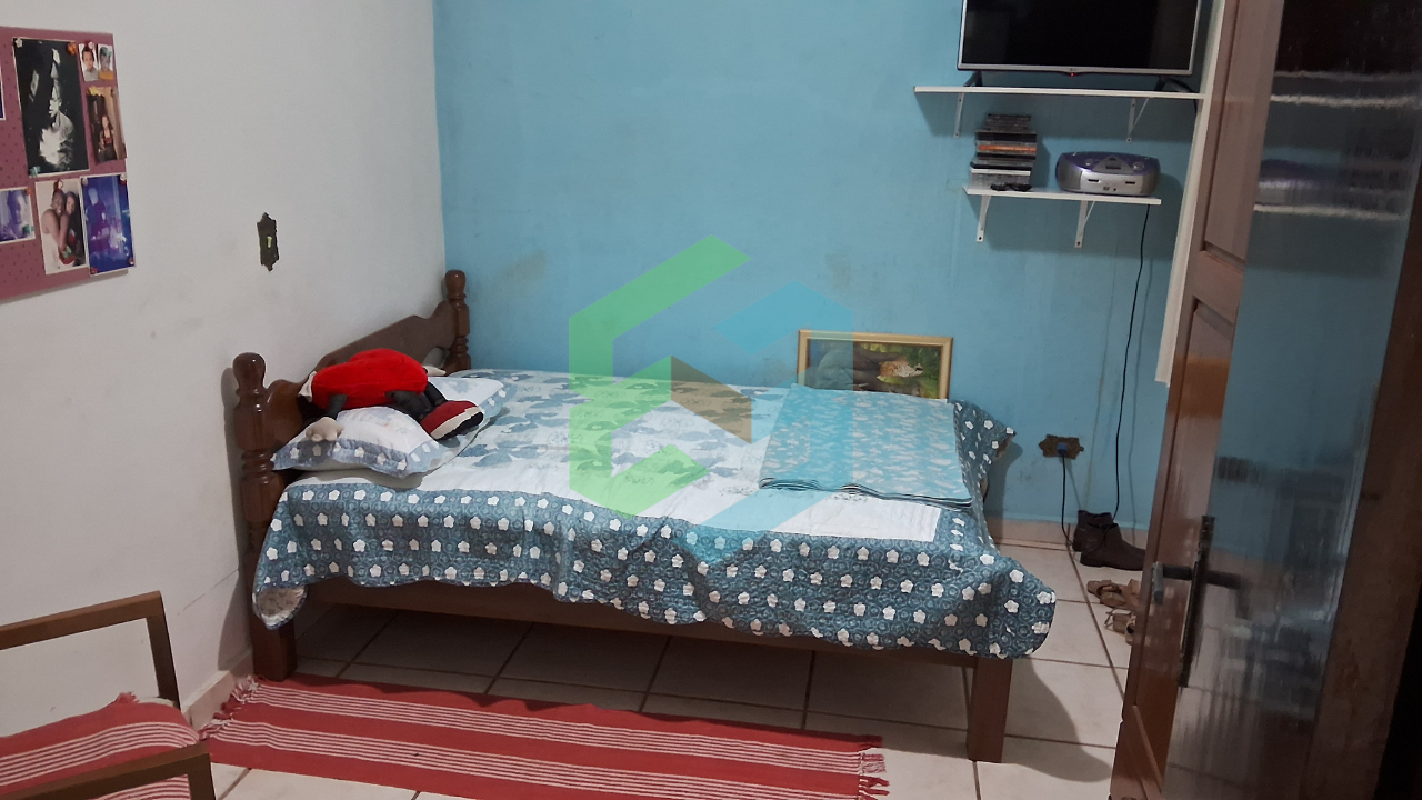 Casa geminada 3 dorm (1 suíte com sacada), 2 vagas e piscina