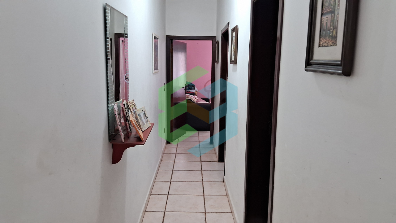 Casa geminada 3 dorm (1 suíte com sacada), 2 vagas e piscina