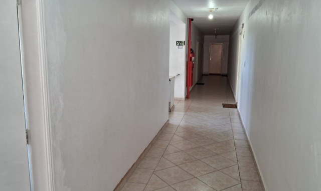 Kitnete com 1 dormitório no Centro sem garagem