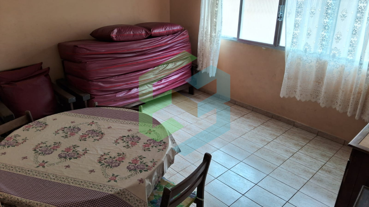 Apto 1 Dorm amplo no Centro, a Apenas 350m da Praia + Garagem!