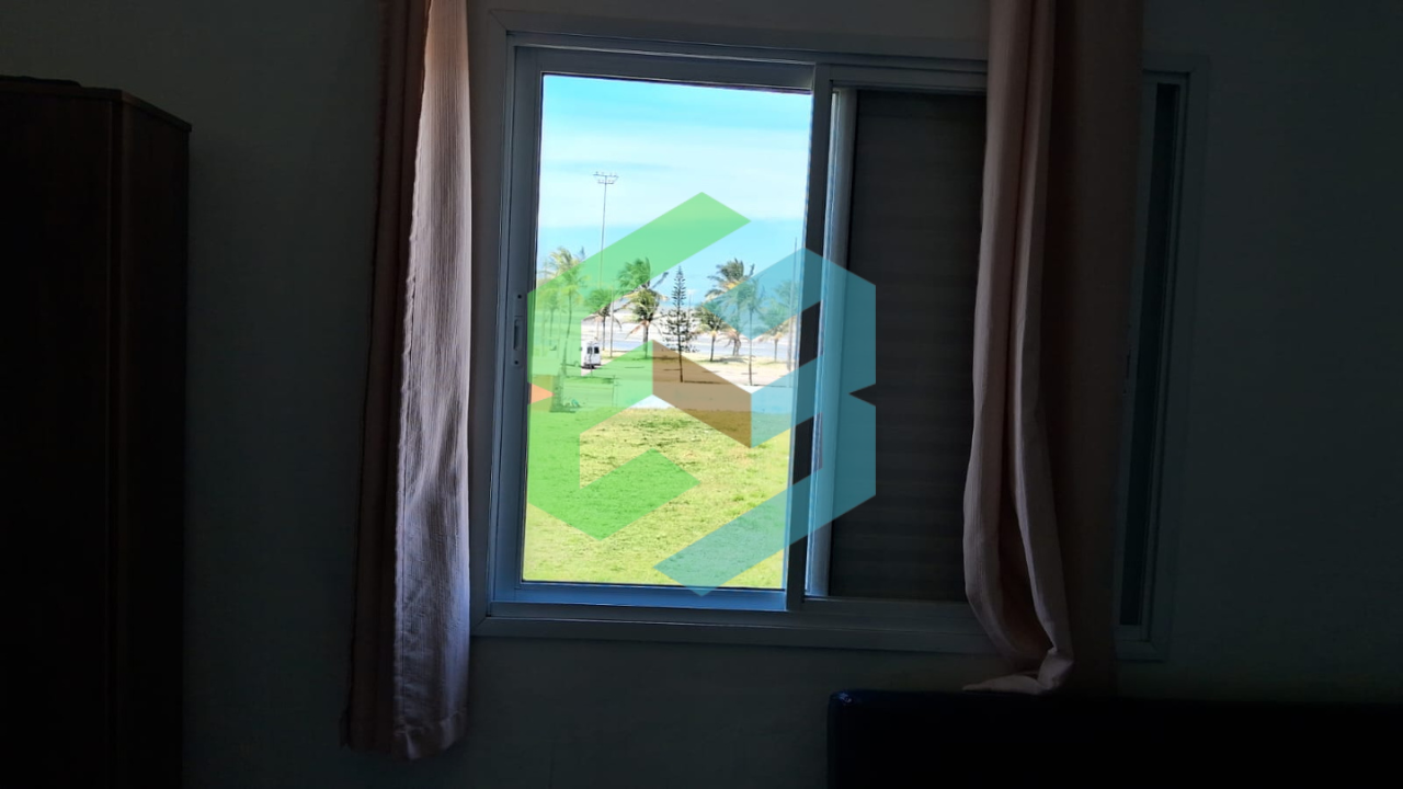 Kit no Centro com 1 dorm e garagem