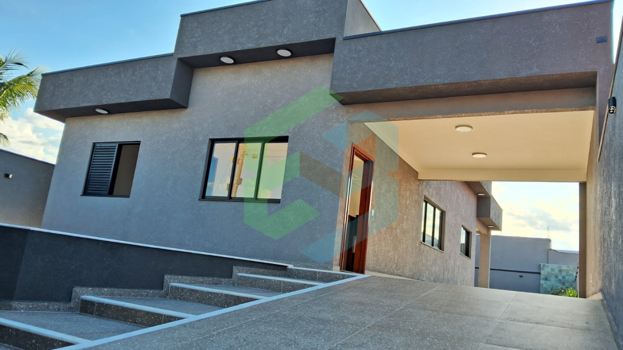 Casa Nova de Alto Padrão a 800m da Praia no Cidade Nova Peruíbe