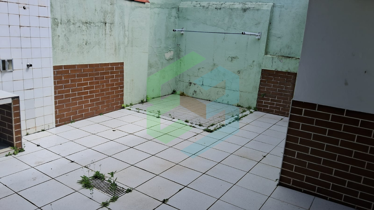 Mini chácara, 2 dorm, sem degraus no Centro de Peruíbe