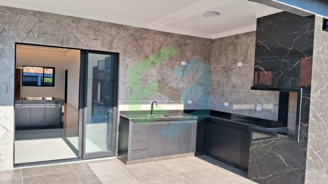 Casa Nova de Alto Padrão a 800m da Praia no Cidade Nova Peruíbe