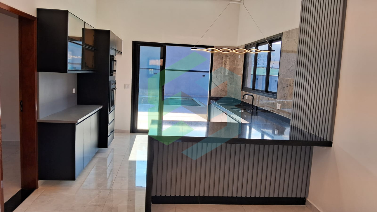 Casa Nova de Alto Padrão a 800m da Praia no Cidade Nova Peruíbe