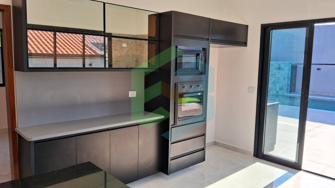 Casa Nova de Alto Padrão a 800m da Praia no Cidade Nova Peruíbe
