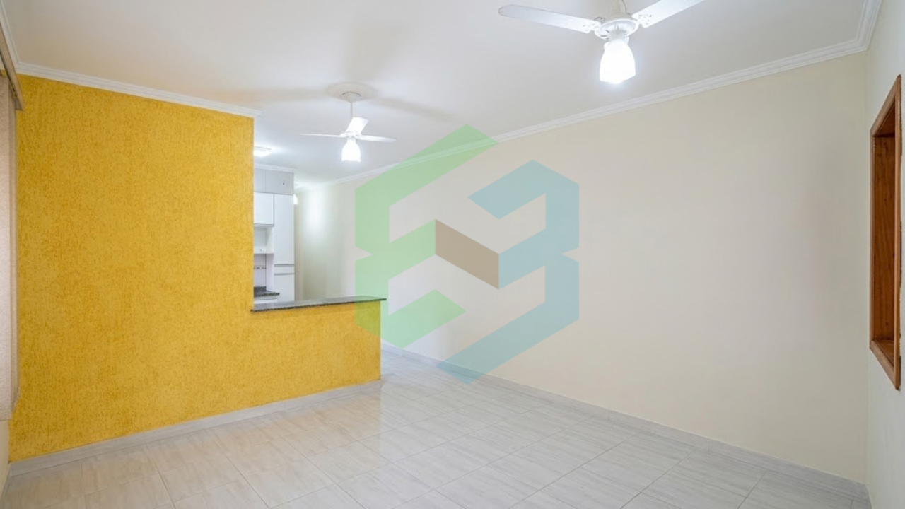 Casa no Stella Maris, 3 dorm e 700 metros da praia