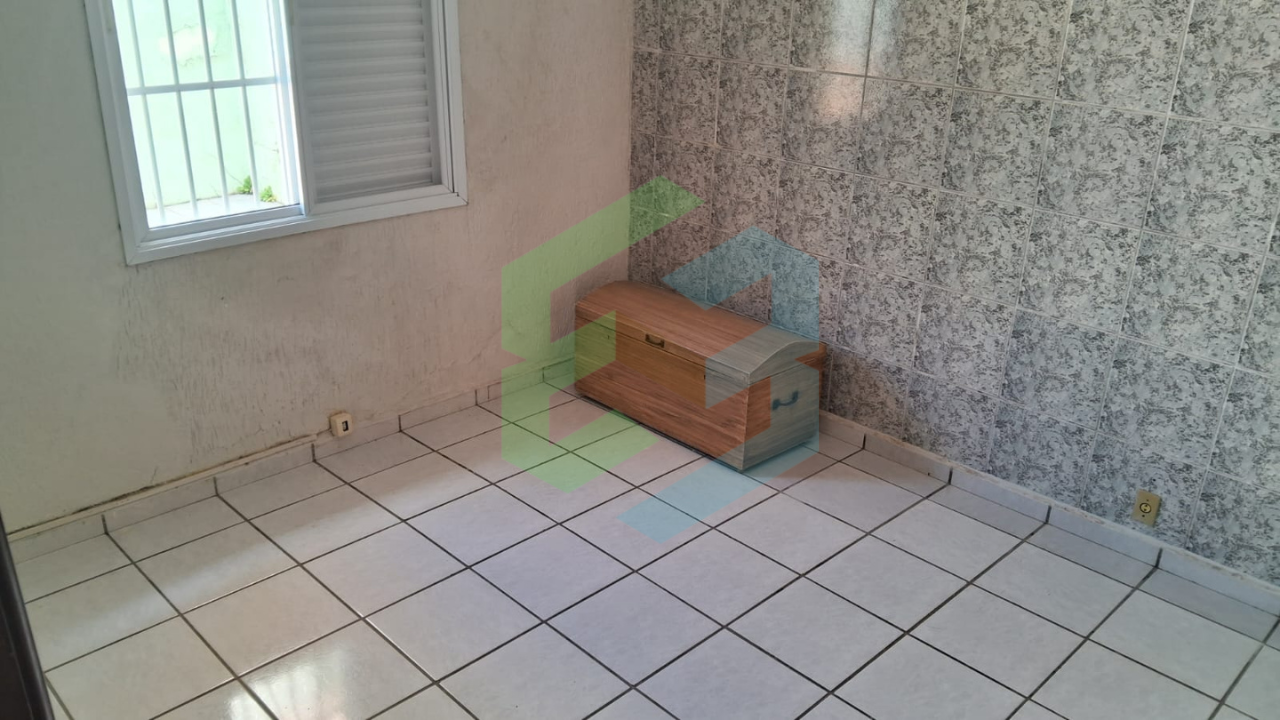 Mini chácara, 2 dorm, sem degraus no Centro de Peruíbe
