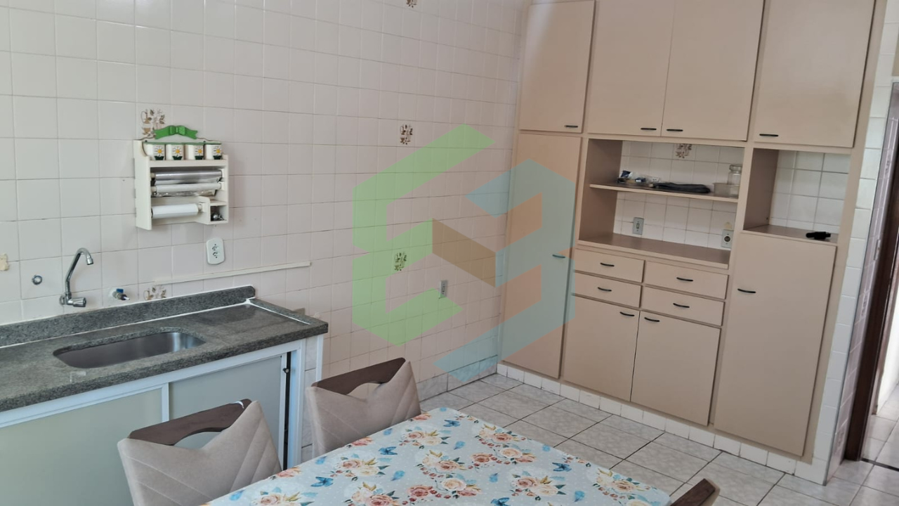 Mini chácara, 2 dorm, sem degraus no Centro de Peruíbe